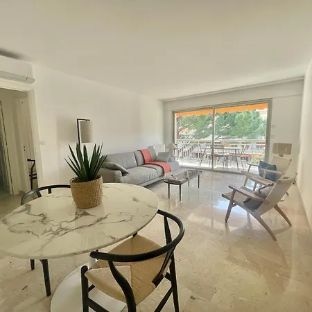 Moderne 1 * Cannes